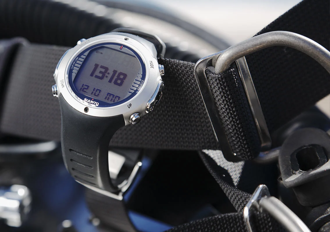 کامپیوتر غواصی سانتو SUUNTO D6i خرید