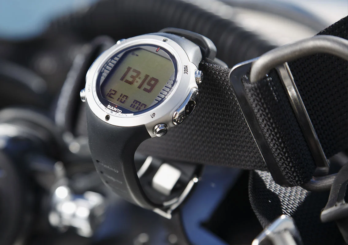 کامپیوتر غواصی سانتو SUUNTO D6i خرید